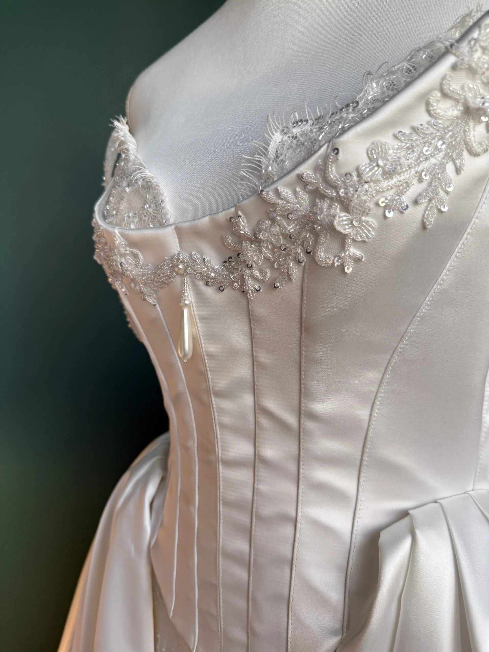 Rode Content Co. capturing a wedding candidly